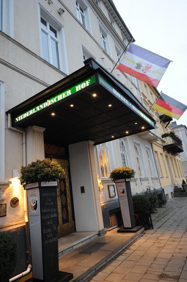 Hotel Niederlaendischer Hof Schwerin  Eksteriør billede