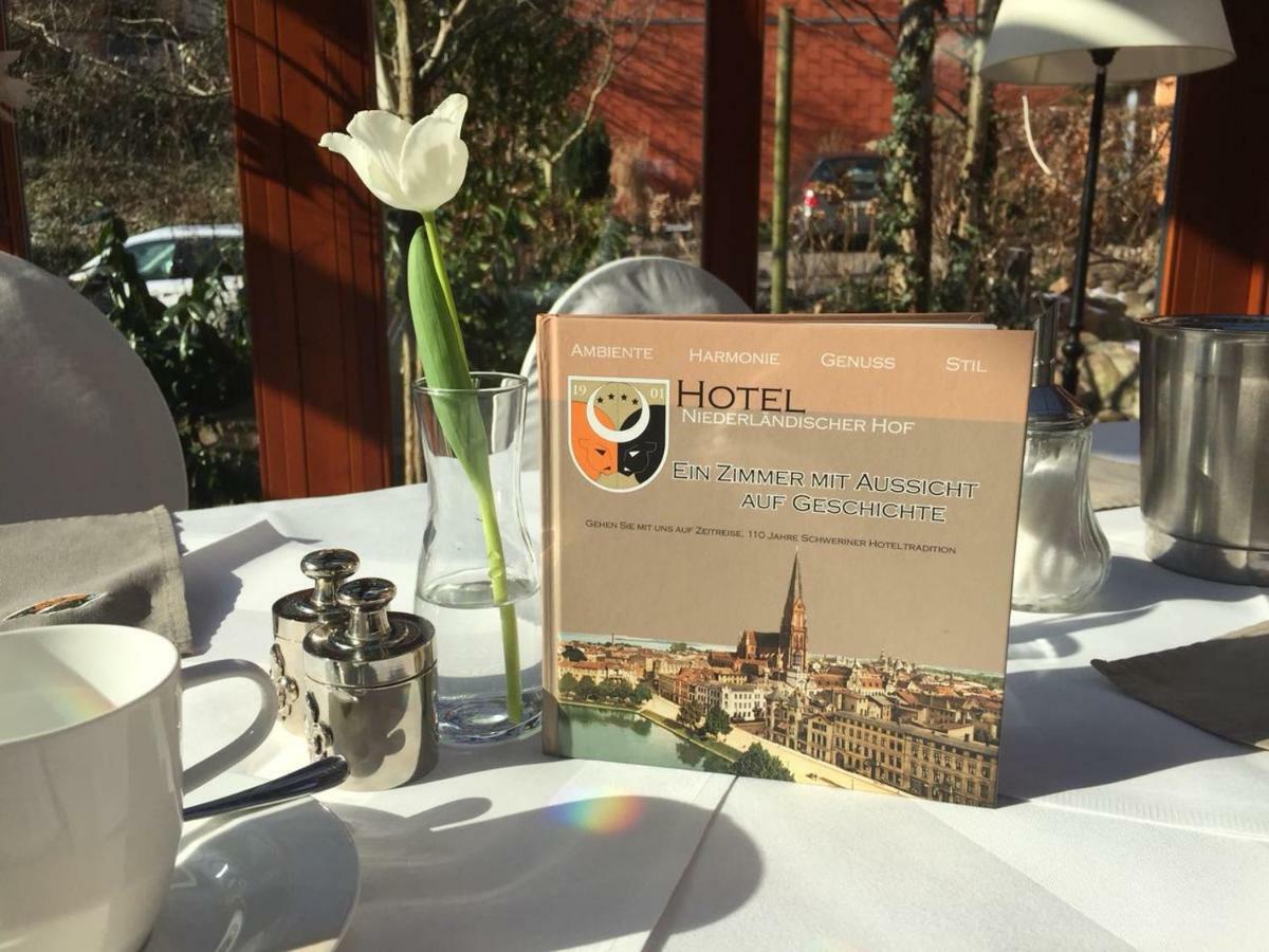 Hotel Niederlaendischer Hof Schwerin  Eksteriør billede
